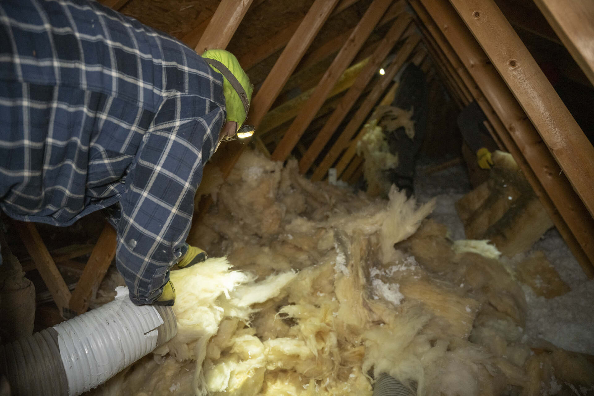 Spray Foam Insulation Installation Services in Milwaukee, Wisconsin